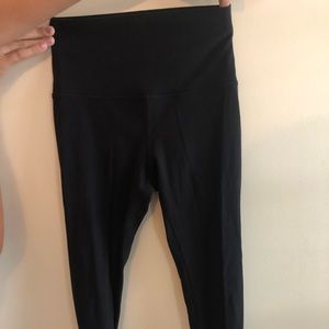 Lululemon cropped leggings